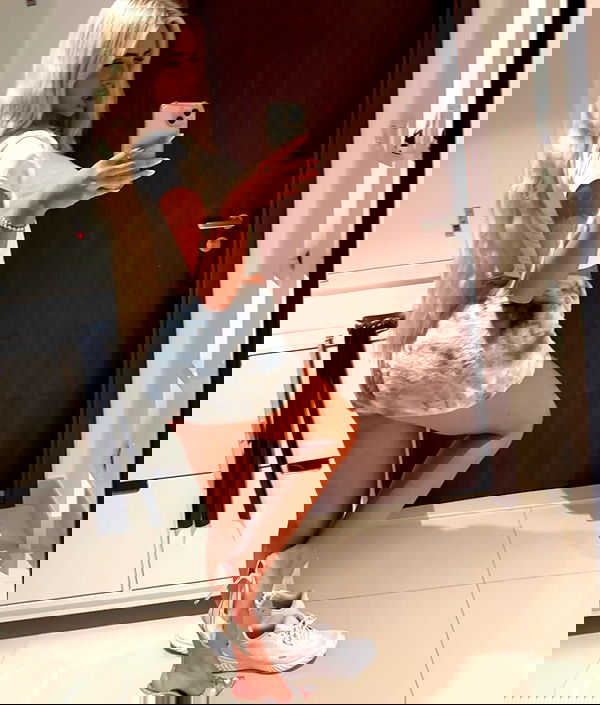 ellie.coldwell image ~ Altpins