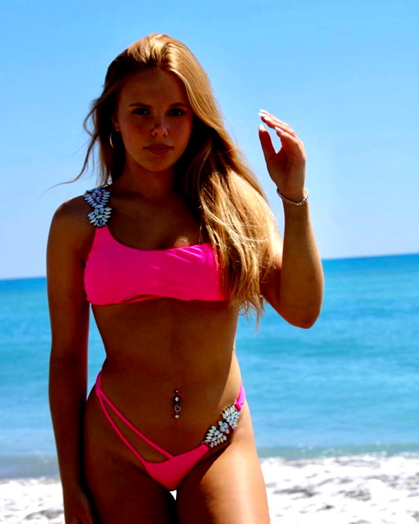 elliebluegregoria instagram image archive image