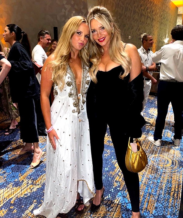 elliebluegregoria instagram image archive image