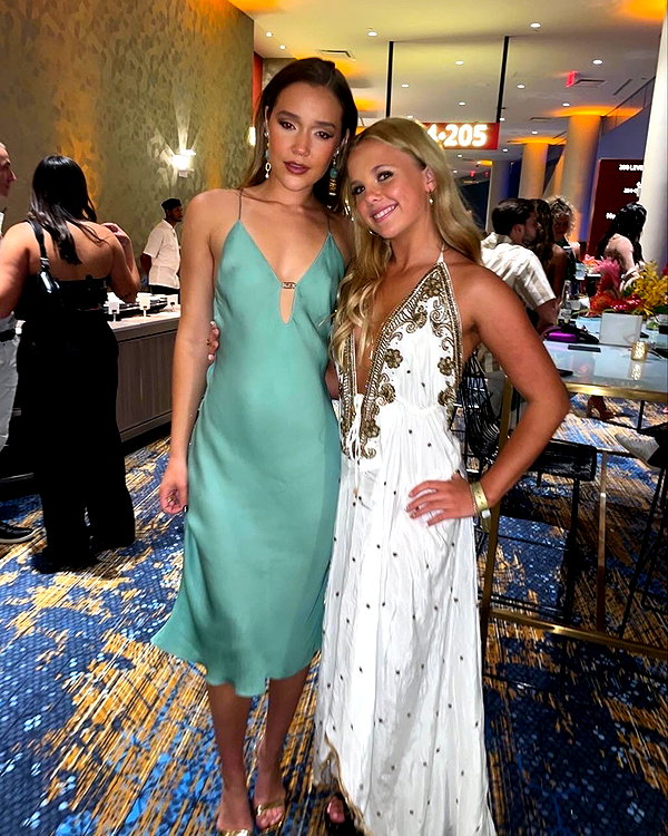 elliebluegregoria instagram image archive image