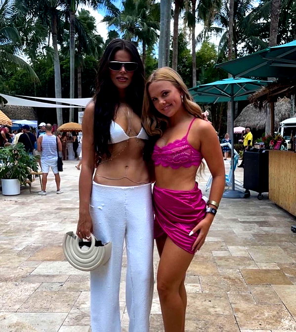 elliebluegregoria instagram image archive image