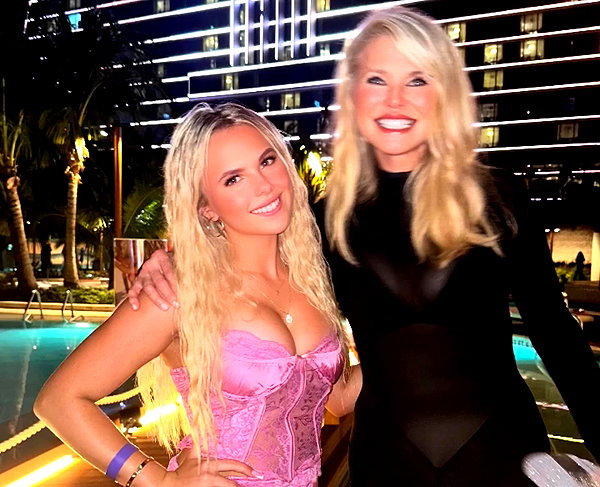 elliebluegregoria instagram image archive image