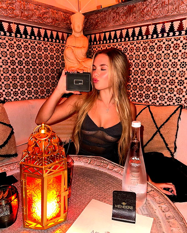 elliebluegregoria instagram image archive image