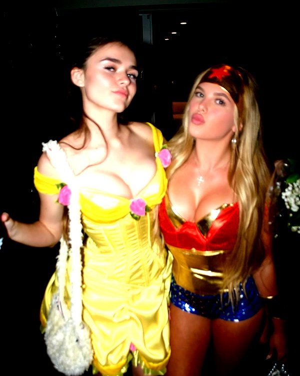 elliebluegregoria instagram image archive image