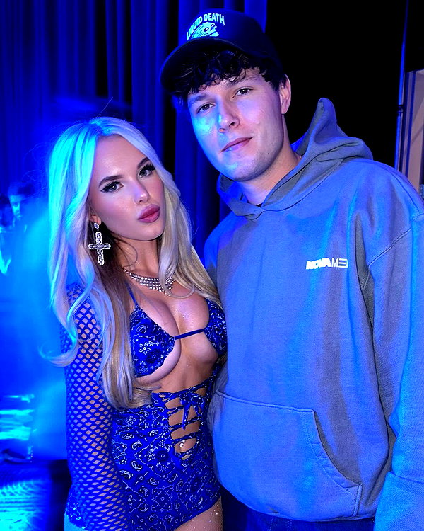 elliebluegregoria instagram image archive image