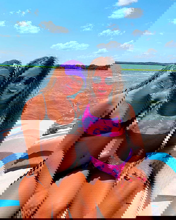 elliemarriee image ~ Altpins