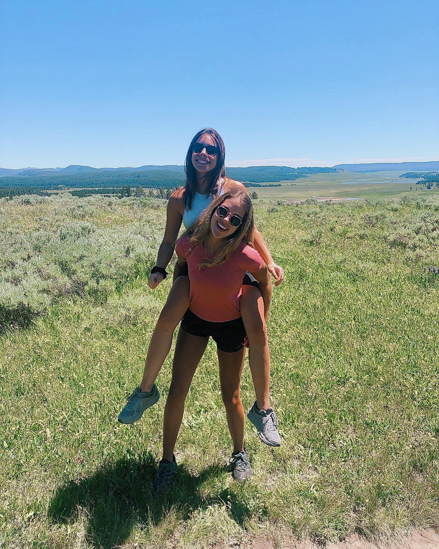 elliemarriee instagram image archive image