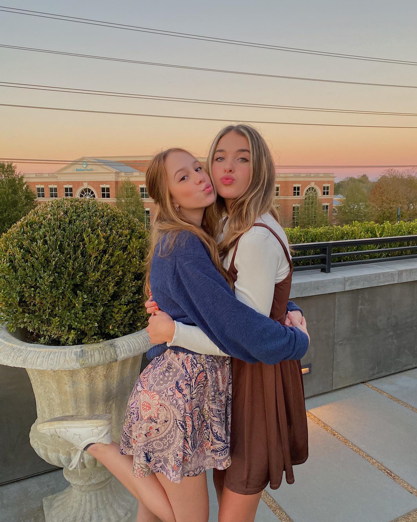 elliemarriee instagram image archive image