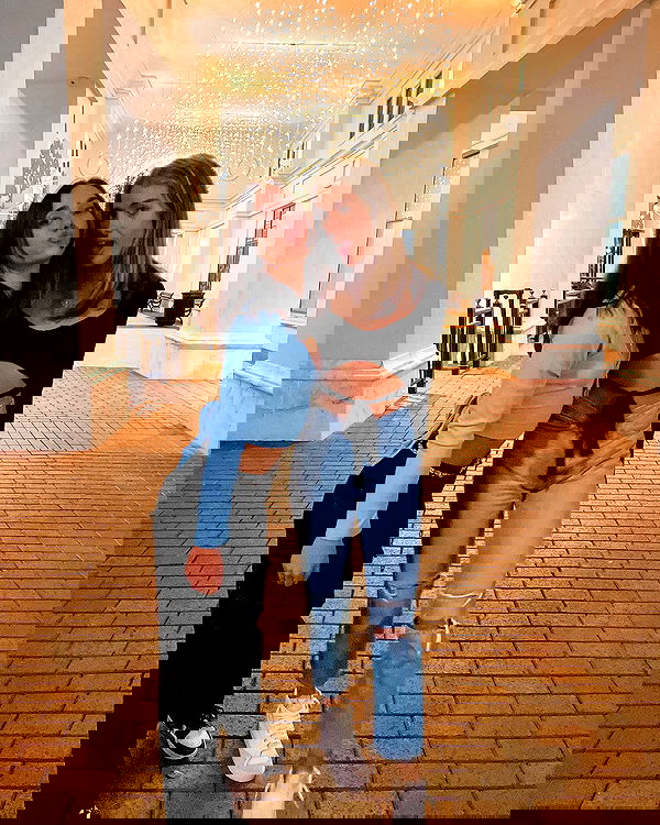 elliemarriee image ~ Altpins