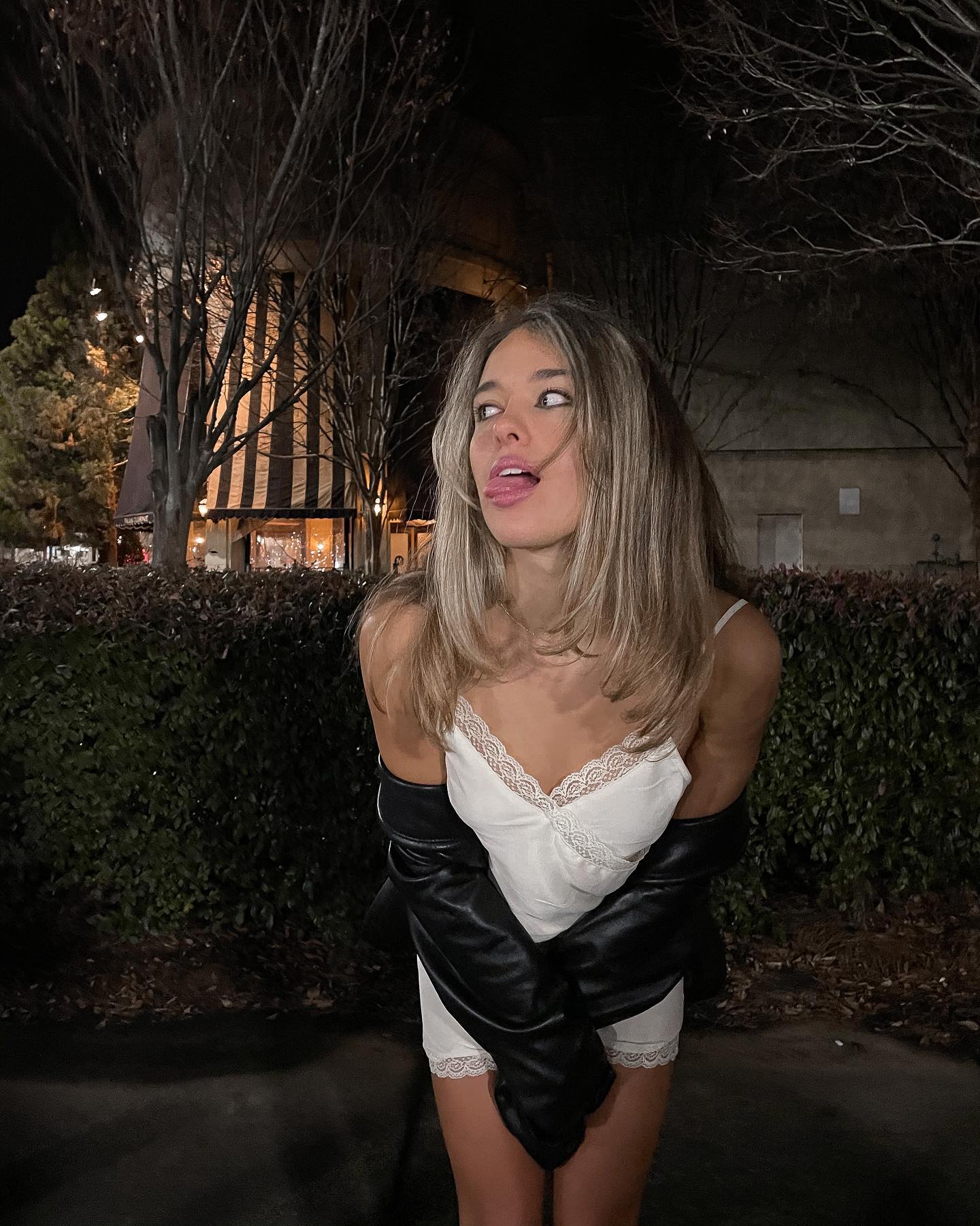 elliemarriee instagram image archive image