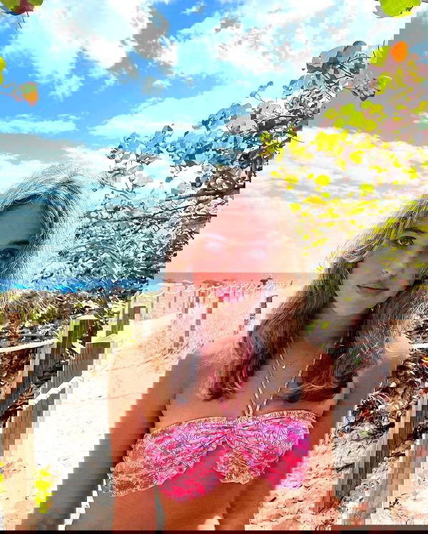 elliemarriee image ~ Altpins