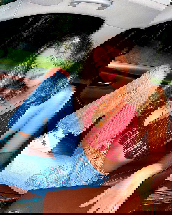 elliemarriee image ~ Altpins