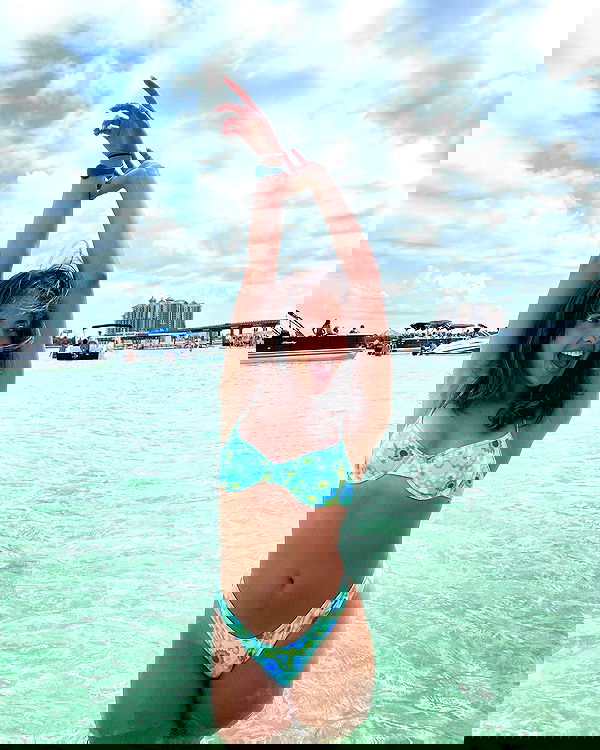 elliemarriee image ~ Altpins