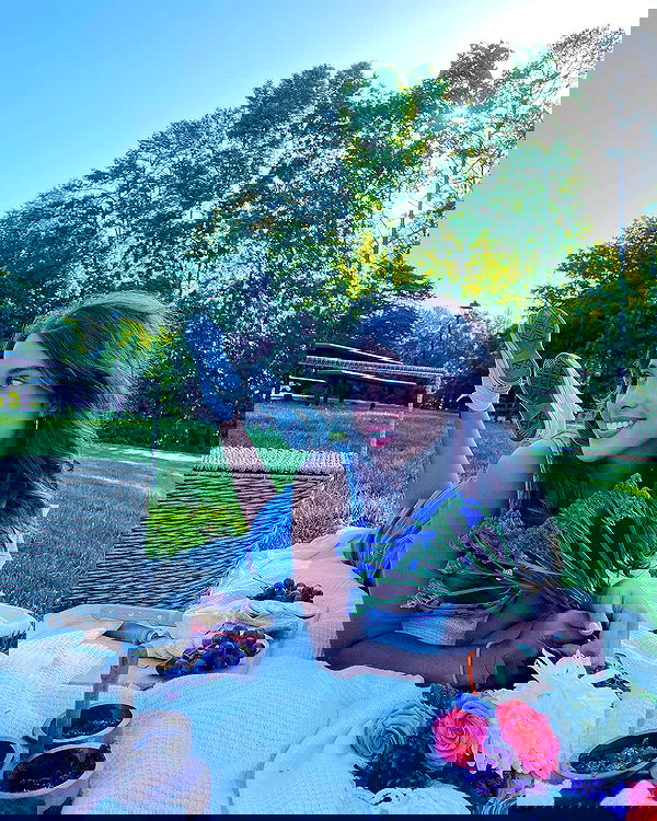 elliemarriee image ~ Altpins