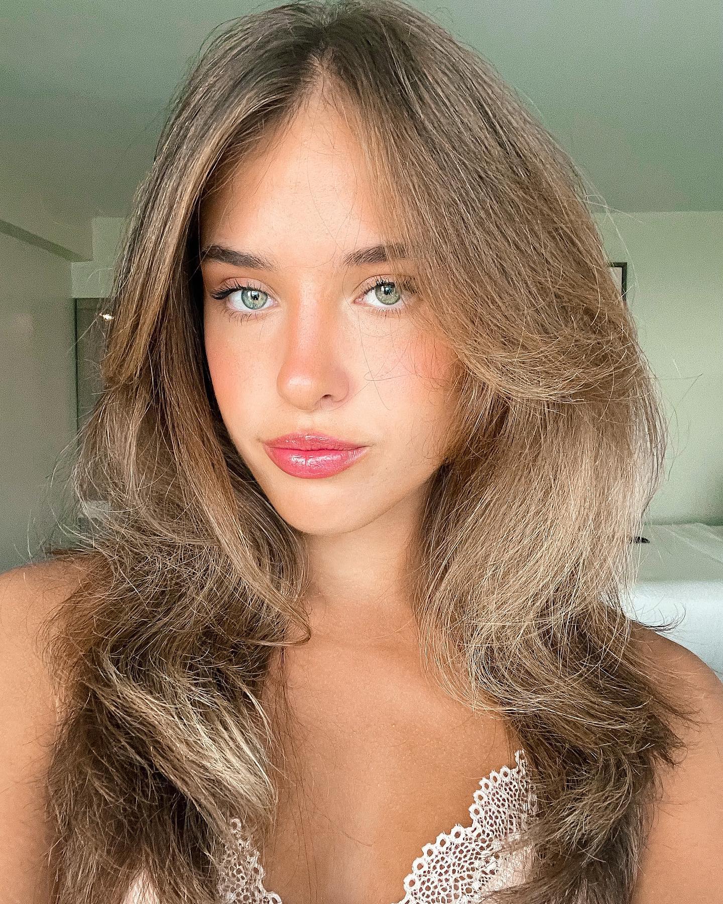 elliemarriee instagram image archive image