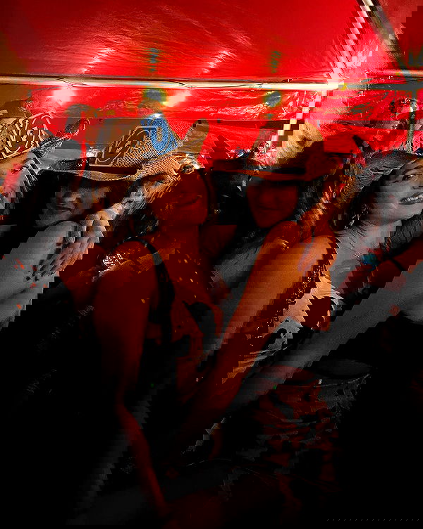 elliemarriee image ~ Altpins