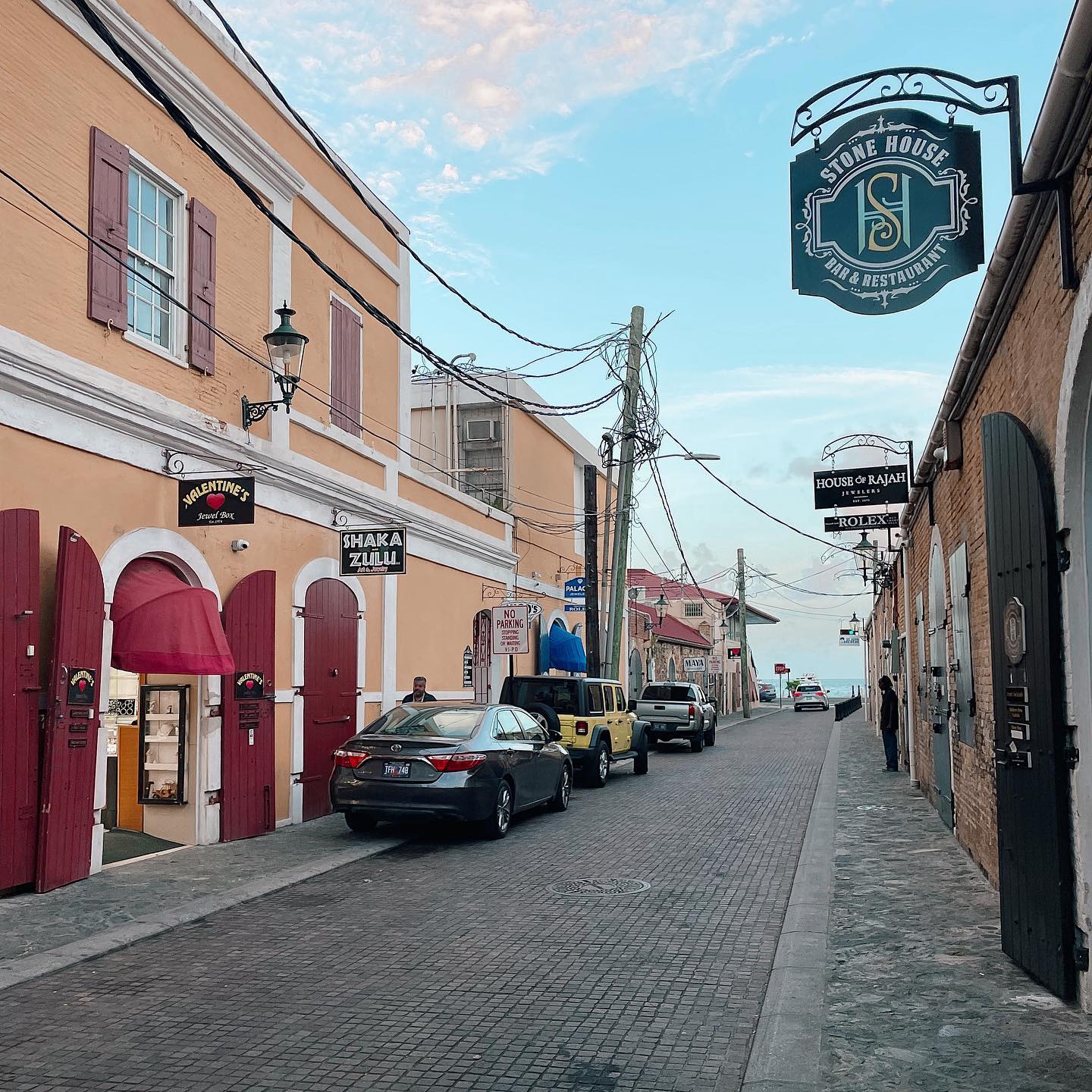 elliemarriee instagram image archive image