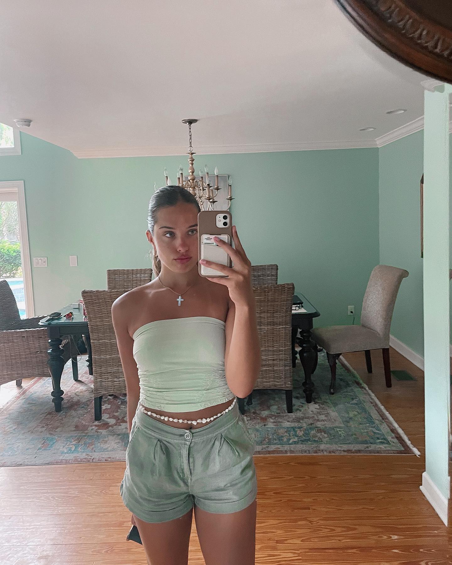 elliemarriee instagram image archive image