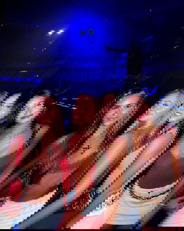 elliemarriee image ~ Altpins