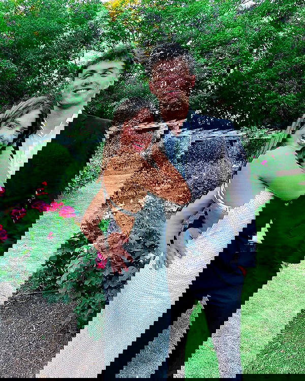 elliemarriee image ~ Altpins