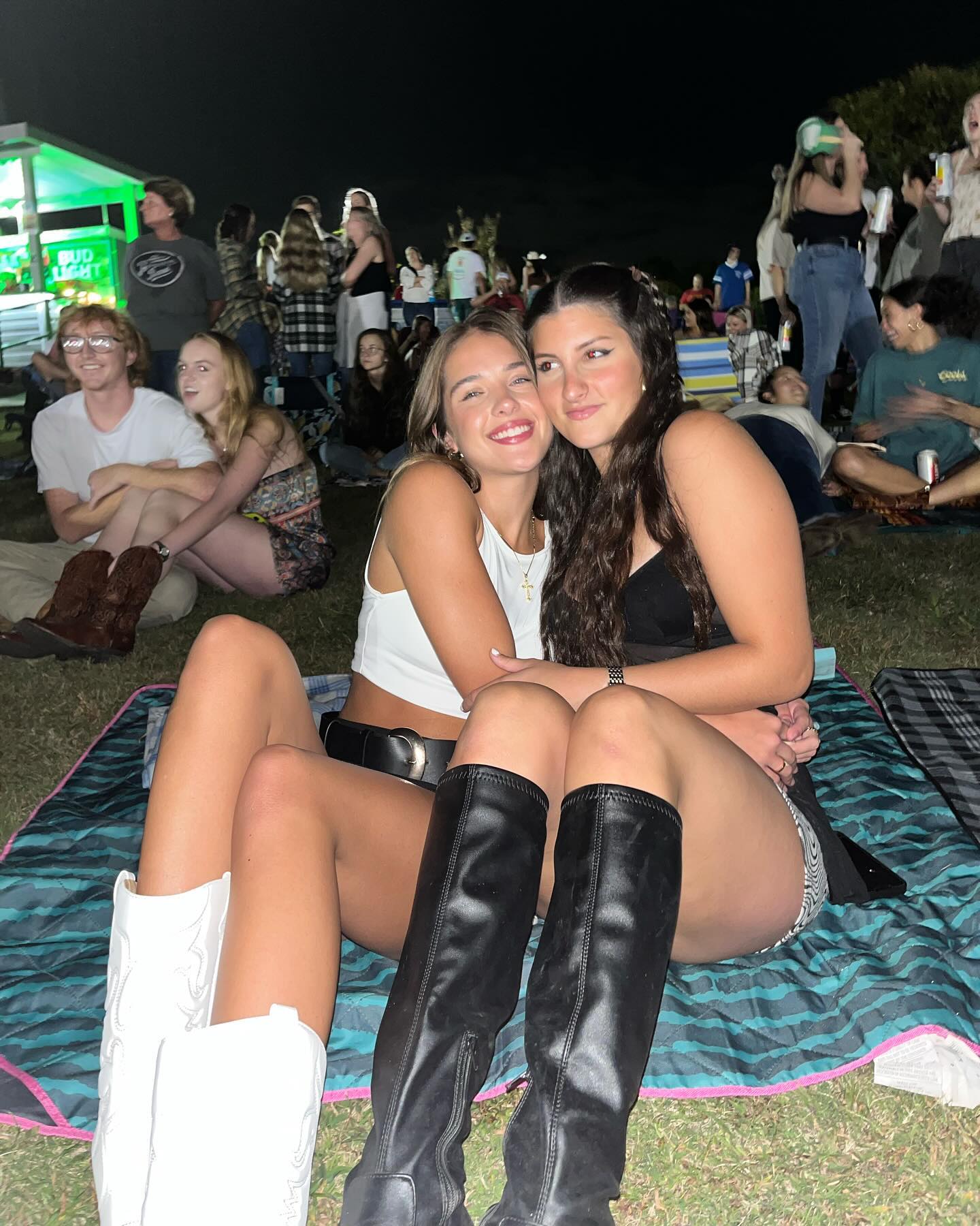 elliemarriee instagram image archive image