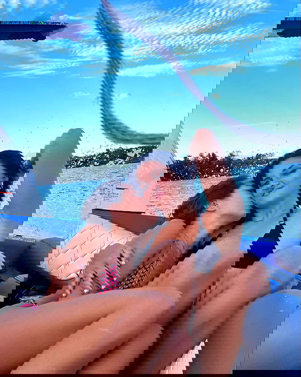 elliemarriee image ~ Altpins