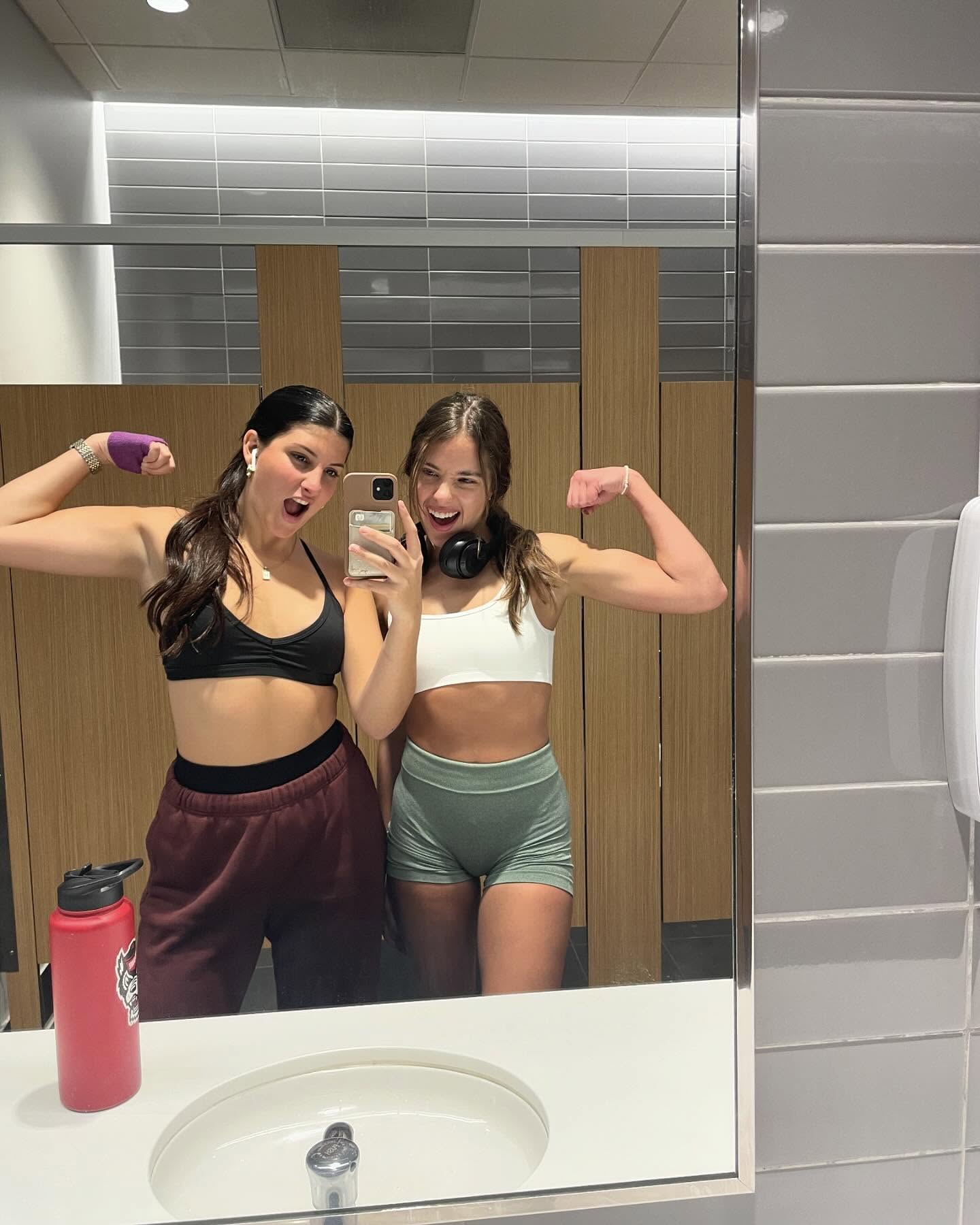 elliemarriee instagram image archive image