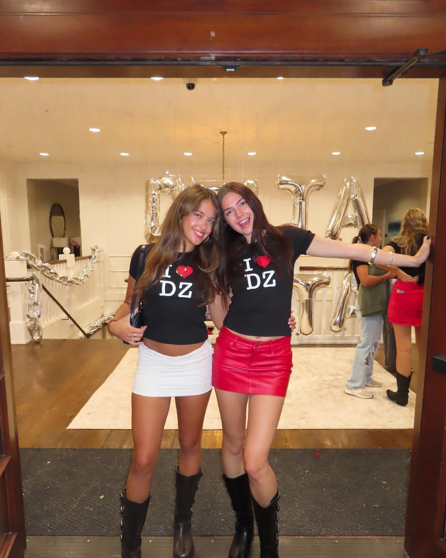 elliemarriee instagram image archive image