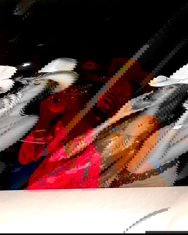 elliemarriee image ~ Altpins