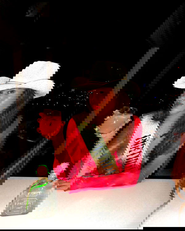 elliemarriee image ~ Altpins