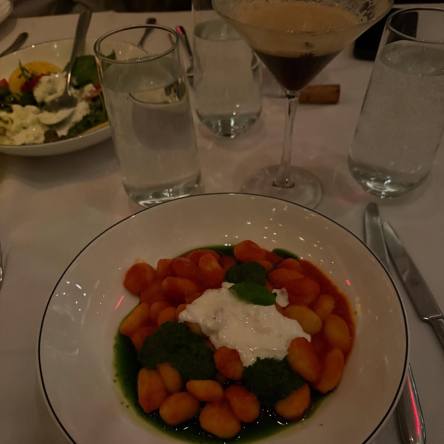 elliemarriee instagram image archive image