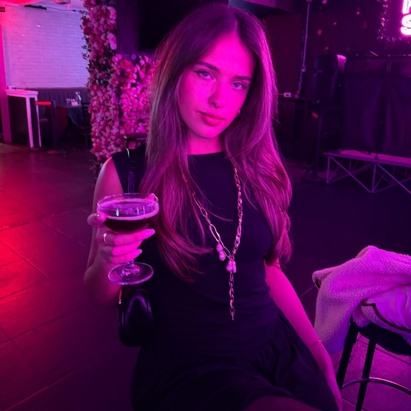 elliemarriee instagram image archive image