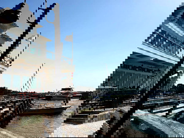 elliemarriee image ~ Altpins