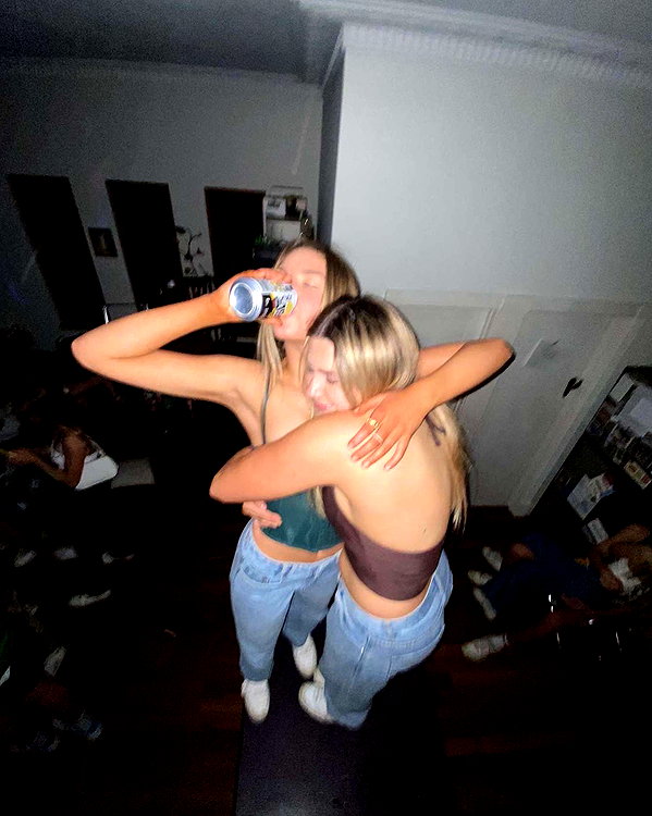 eloise_wensley instagram image archive image
