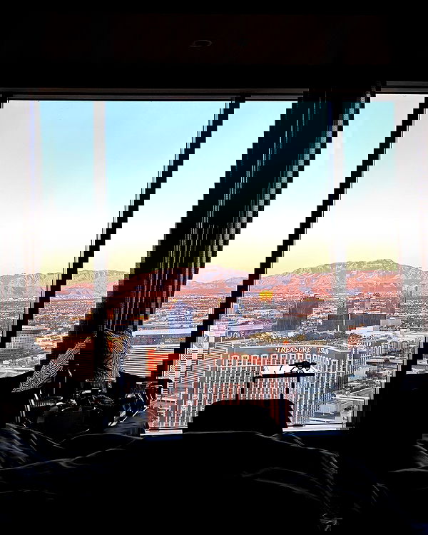 elsgatti image ~ Altpins