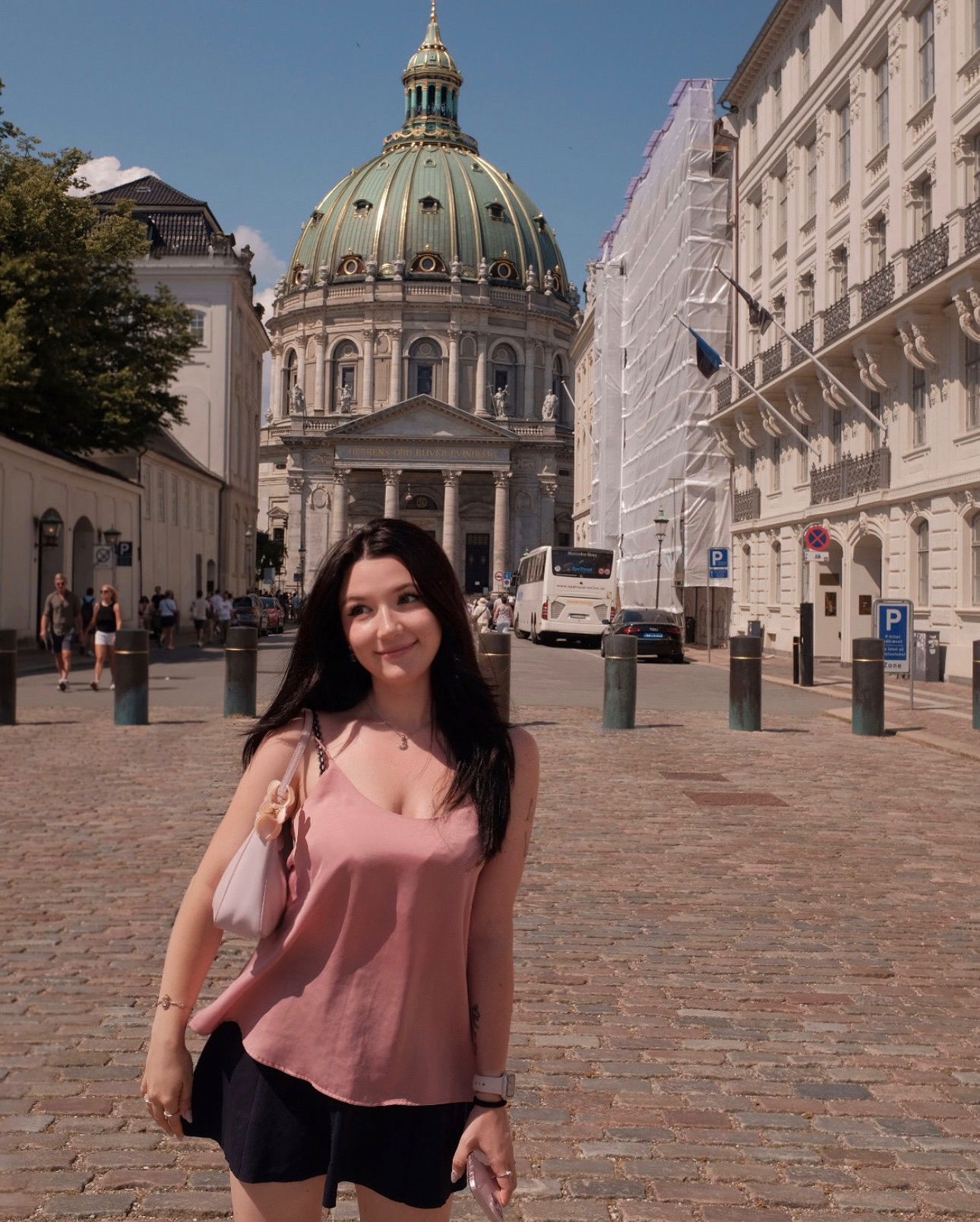 elsgatti instagram image archive image