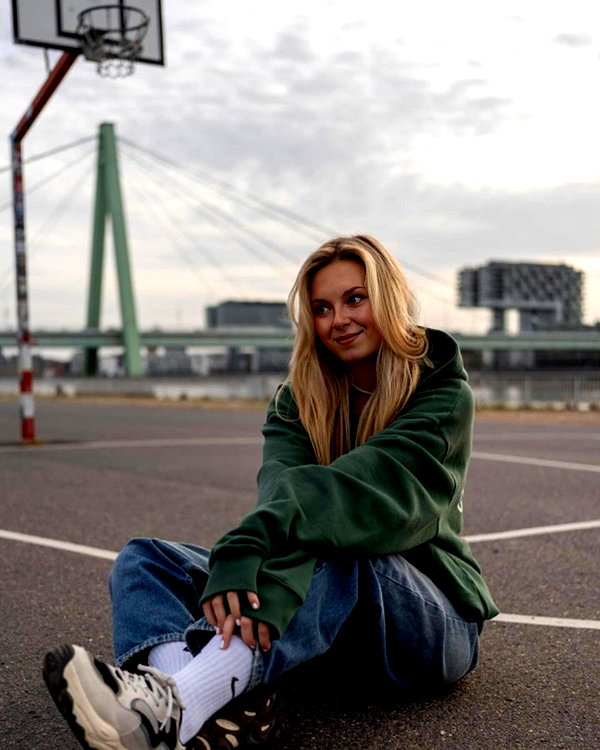 emiliaaa.sfr instagram image archive image