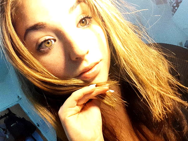emily_new2 instagram image archive image