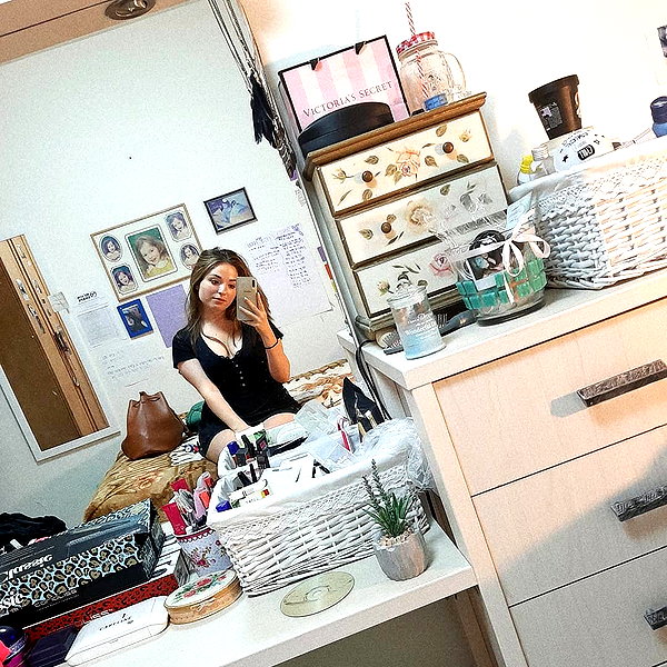 emily_new2 instagram image archive image