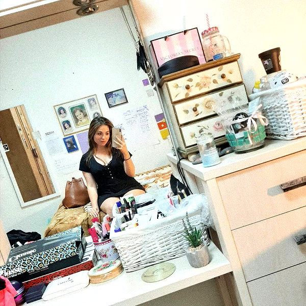emily_new2 instagram image archive image