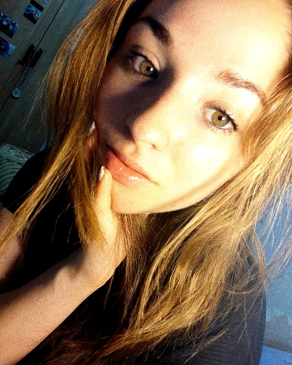 emily_new2 instagram image archive image