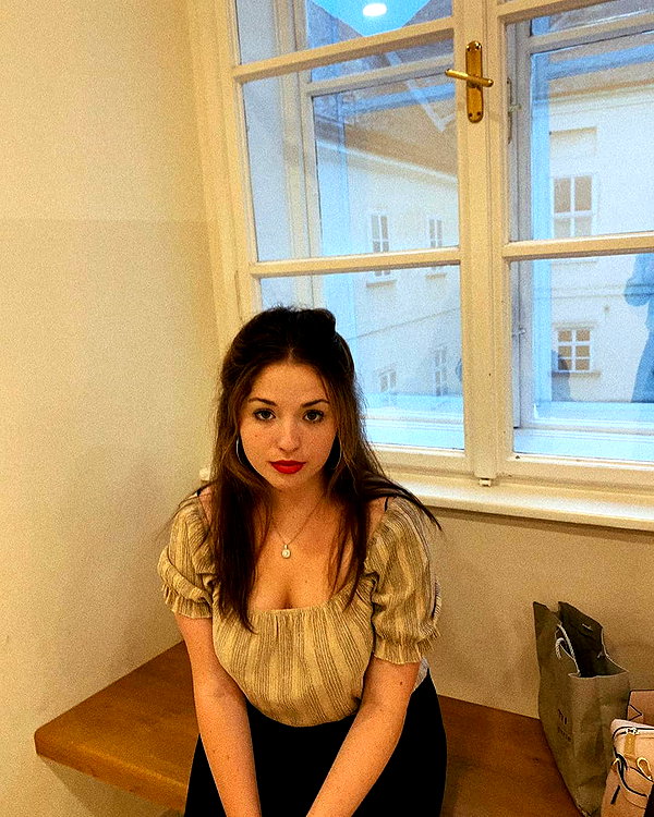 emily_new2 instagram image archive image