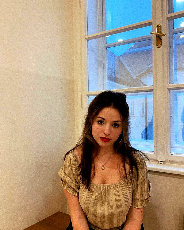 emily_new2 instagram image archive image