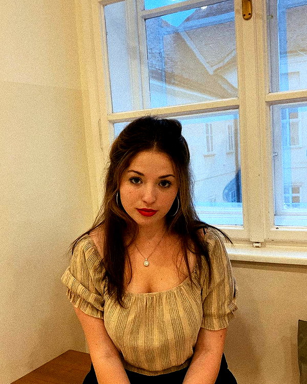 emily_new2 instagram image archive image