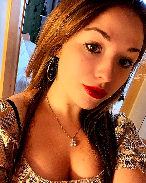 emily_new2 instagram image archive image