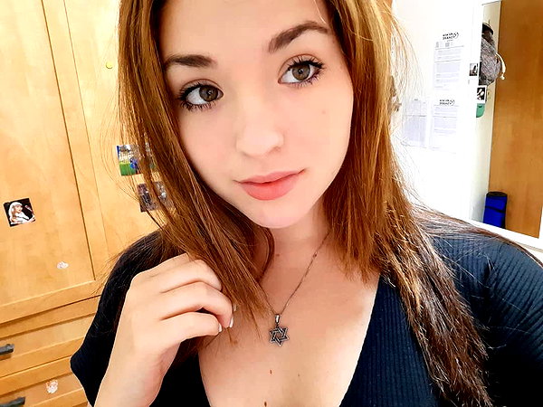 emily_new2 instagram image archive image