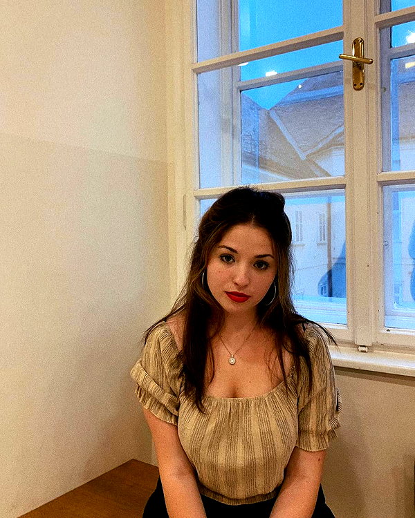 emily_new2 instagram image archive image