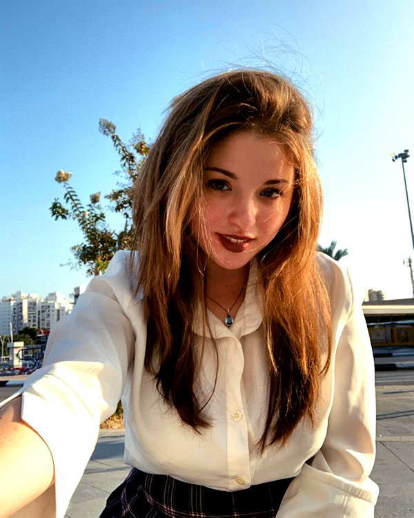 emily_new2 instagram image archive image