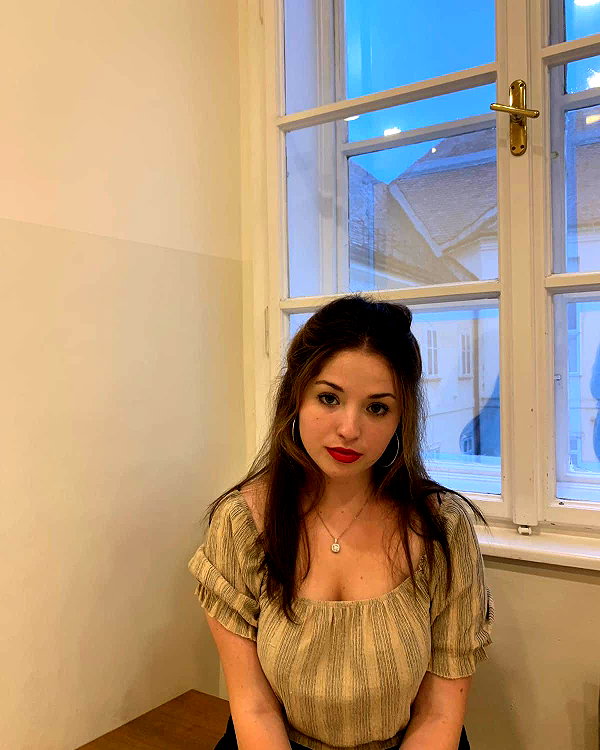 emily_new2 instagram image archive image