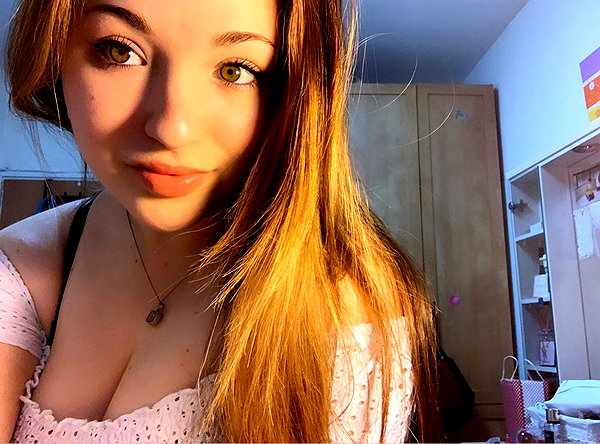 emily_new2 instagram image archive image
